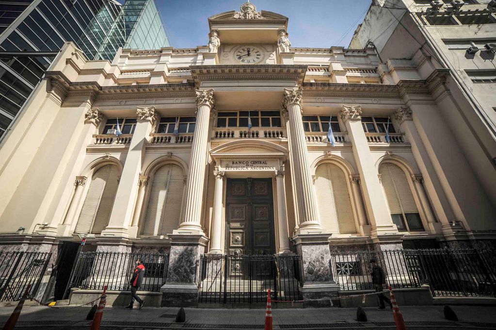 El BCRA también se suma a las trabas: se integra al SIMI para disponer los pagos