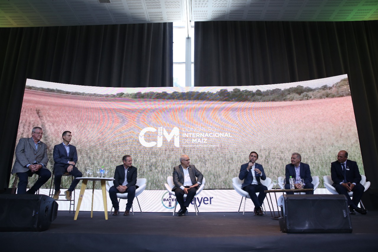 Productores de Argentina, Brasil y EE.UU., con la misma camiseta en el Mundial del Maíz