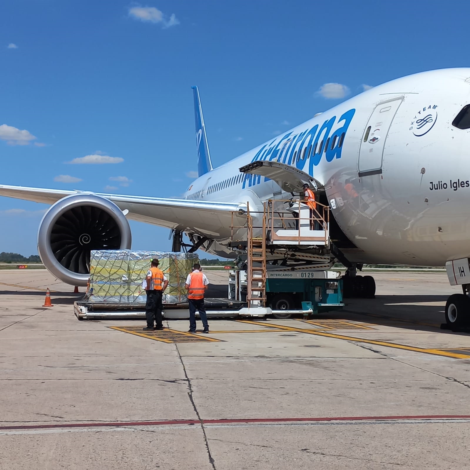 La chance de exportar productos chilenos desde el aeropuerto de Córdoba